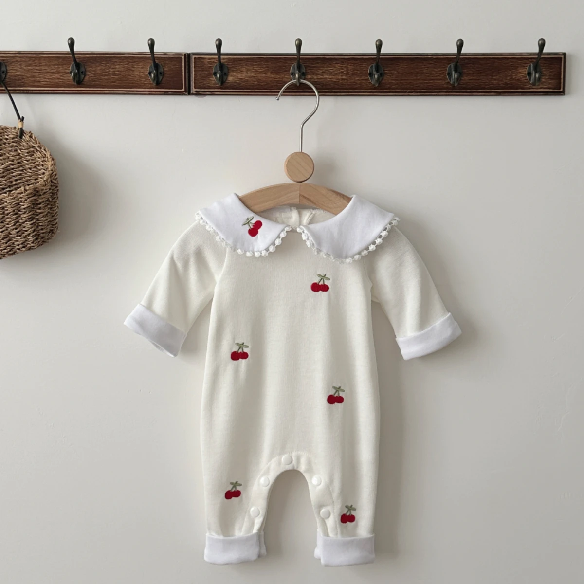 Sweet Cherry Embroidery Baby R - đánh giá và giá Baby Nursery Embroidery