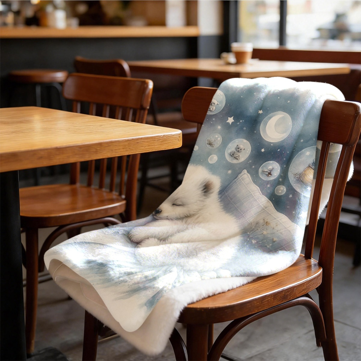 Cozy Polar Bear Nursery Throw  - đánh giá và giá Baby Nursery Fabric